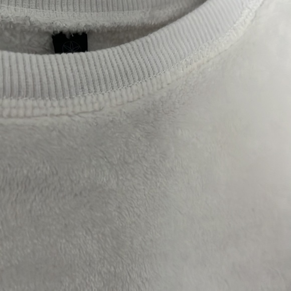 Super soft sweater - Picture 2 of 5